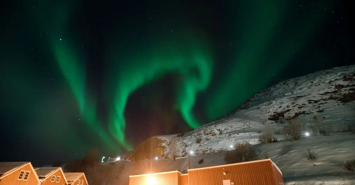 Expériences Uniques : Dormir dans un Igloo en Scandinavie